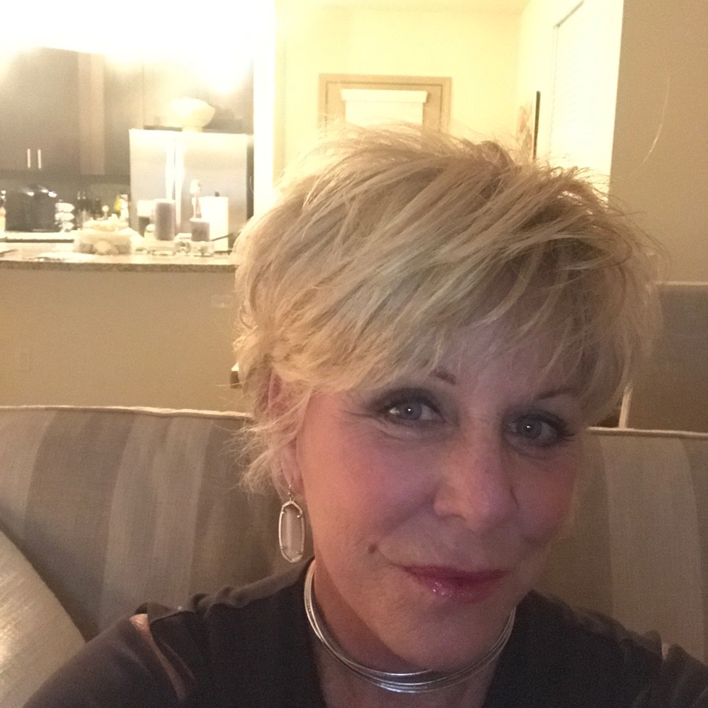 Meet your Posher, Cathy